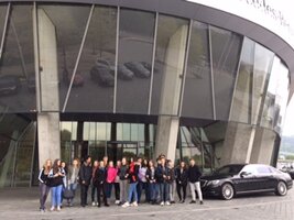 Mercredi 26 avril : Visite du musée Mercedes